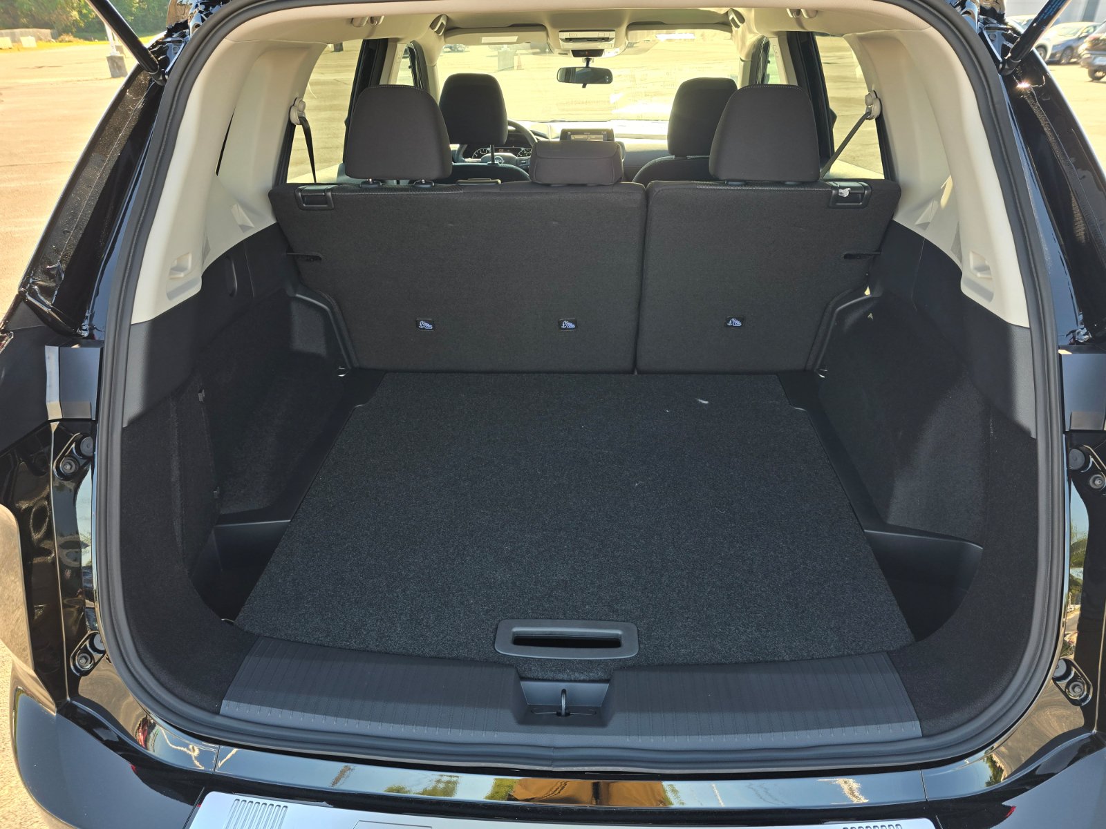 New 2027 Nissan Rogue SV w/ Cold Weather Package FWD image 26