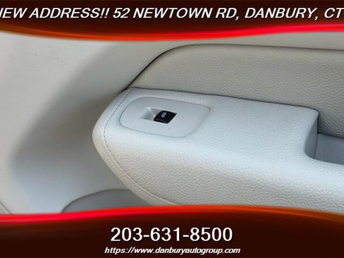 Used 2019 Volvo XC60 T6 Momentum w/ Premium Package AWD/4WD image 19