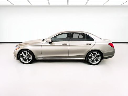 Used 2019 Mercedes-Benz C 300 Sedan image 23