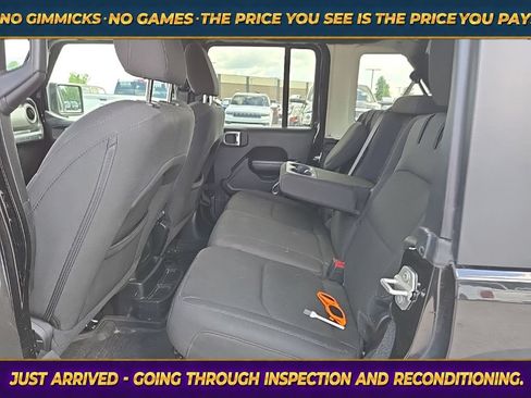 Used 2023 Jeep Wrangler Unlimited AWD/4WD image 14