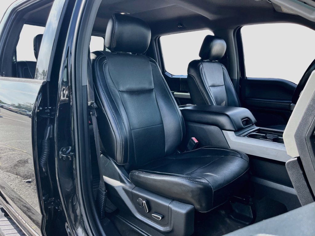Used 2018 Ford F250 Lariat w/ Lariat Value Package AWD/4WD image 27