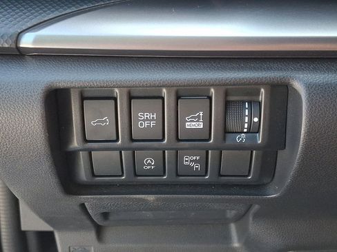 Certified 2023 Subaru Forester Premium AWD/4WD image 25