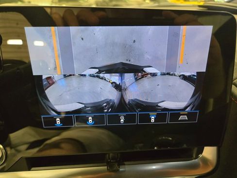 Used 2023 Chevrolet Corvette Stingray Premium Cpe w/ Z51 Performance Package image 21