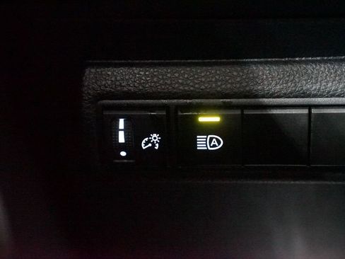 Certified 2024 Toyota Corolla LE image 22