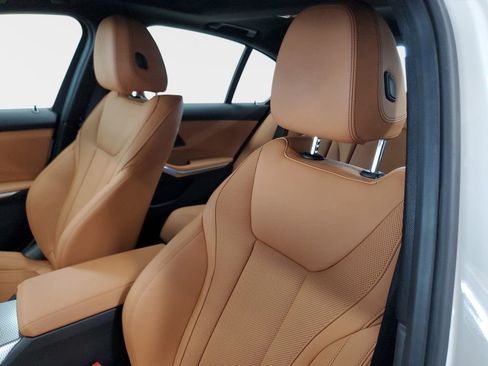 Used 2025 BMW 330i Sedan w/ Convenience Package image 13