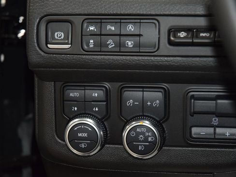 Used 2024 GMC Yukon XL Denali w/ Max Trailering Package AWD/4WD image 37