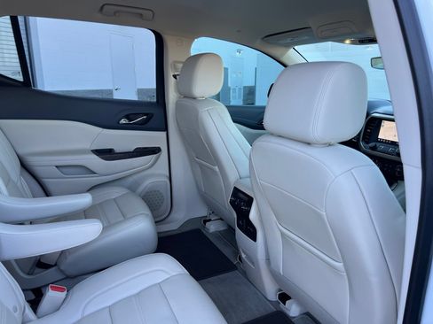 Used 2021 GMC Acadia Denali w/ Denali Technology Package FWD image 20