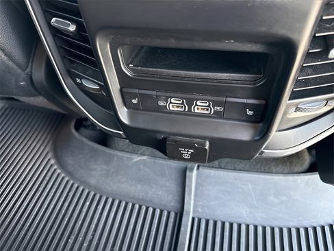 Used 2022 RAM 1500 Laramie image 17
