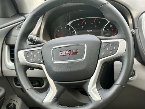 Used 2023 GMC Terrain SLT w/ Tech Package FWD image 20