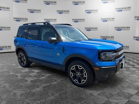 Used 2025 Ford Bronco Sport Outer Banks w/ Outer Banks Tech Package+ AWD/4WD image 7