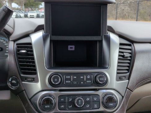 Used 2017 Chevrolet Tahoe Premier image 19