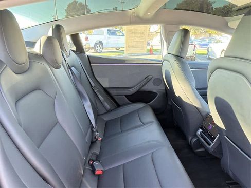 Used 2025 Tesla Model 3 Long Range image 34