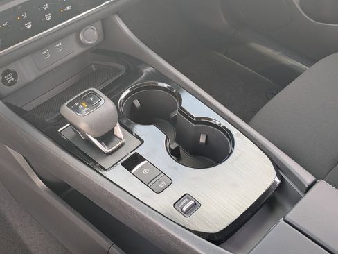 New 2026 Nissan Rogue S FWD image 18