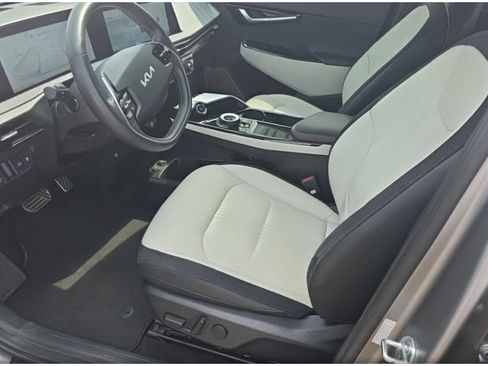 Used 2024 Kia EV6 GT-Line w/ GT-Line White Seat Package AWD/4WD image 5
