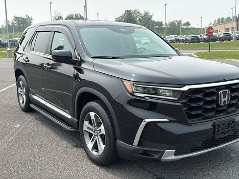 Used 2024 Honda Pilot EX-L image 1