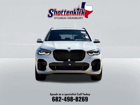Used 2023 BMW X5 xDrive40i w/ M Sport Package AWD/4WD image 2