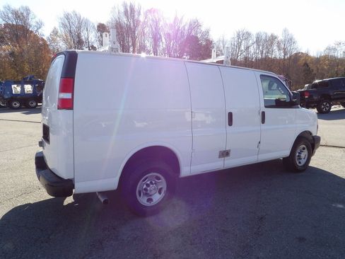 Used 2020 Chevrolet Express 2500 w/ Safety Package image 8