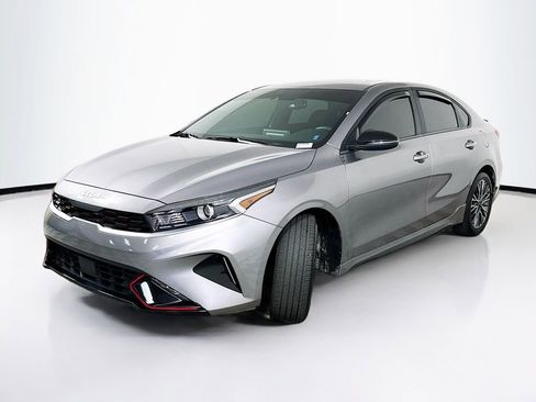 Used 2024 Kia Forte GT-Line w/ GT-Line Premium Package FWD image 2