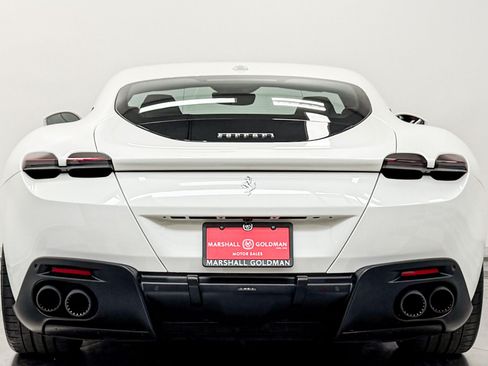 Used 2024 Ferrari Roma RWD image 8