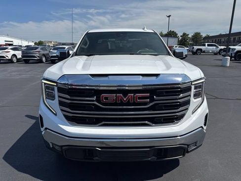 Used 2022 GMC Sierra 1500 SLT AWD/4WD image 8