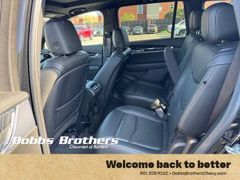 Used 2024 Cadillac XT6 Premium Luxury w/ Technology Package AWD/4WD image 20