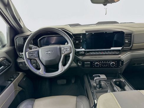 Used 2023 Chevrolet Silverado 1500 ZR2 w/ Technology Package image 25