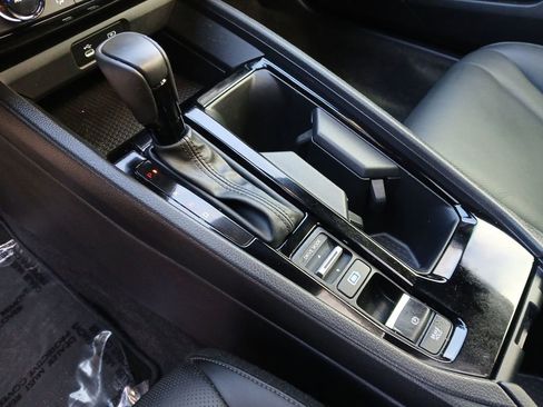 Used 2024 Honda Accord Sport image 33