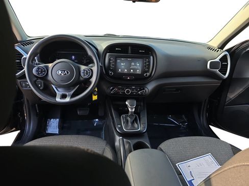 Used 2020 Kia Soul S FWD image 8