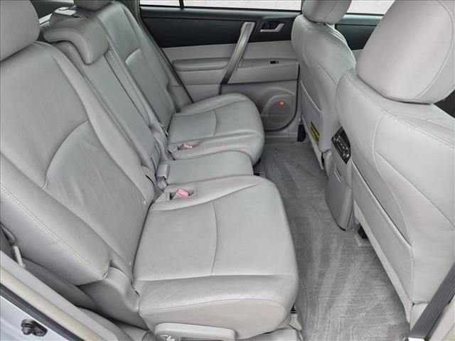 Used 2008 Toyota Highlander Sport w/ Tow Pkg AWD/4WD image 20