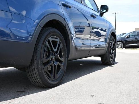Used 2024 Kia Telluride SX X-Line AWD/4WD image 9