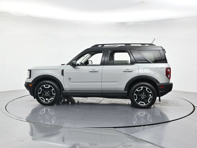 Certified 2023 Ford Bronco Sport Outer Banks w/ Tech Package AWD/4WD image 7
