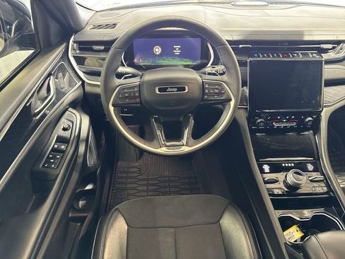 Used 2022 Jeep Grand Cherokee Trailhawk w/ Advanced Protech Group II AWD/4WD image 14