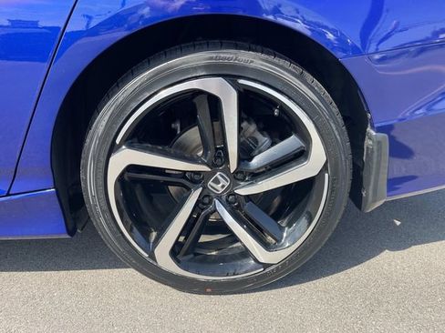 Used 2020 Honda Accord Sport image 11