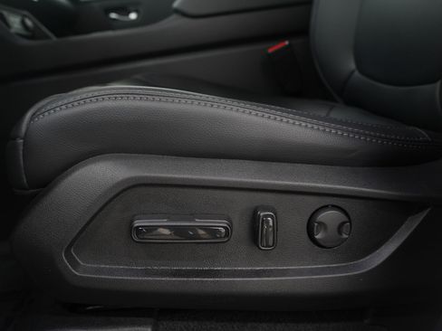 Used 2023 Honda Pilot EX-L image 28