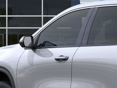 New 2025 GMC Acadia Elevation image 12