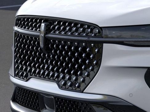 New 2026 Lincoln Nautilus Premier image 20