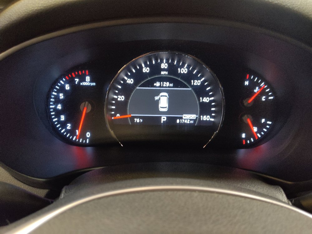Used 2020 Kia Sorento EX FWD image 23