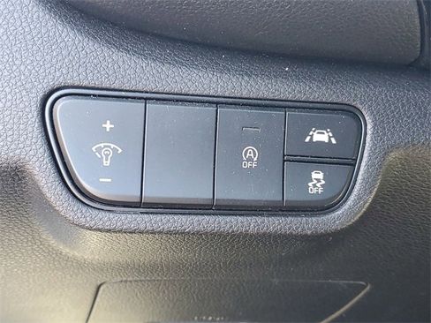 Certified 2023 Kia Seltos EX image 20