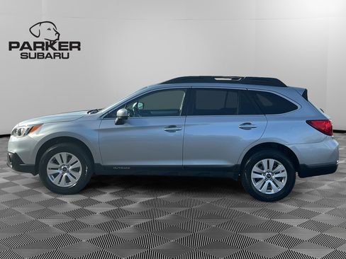 Used 2016 Subaru Outback 2.5i Premium image 2