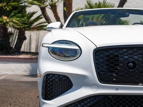 New 2026 Bentley Continental GTC AWD/4WD image 28