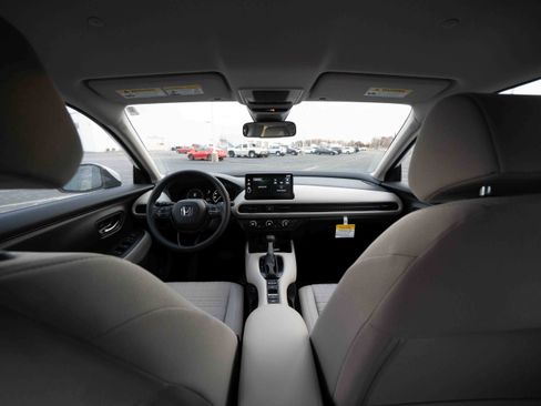 New 2026 Honda HR-V LX image 19