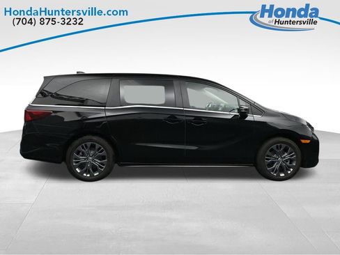 Used 2026 Honda Odyssey Touring image 9