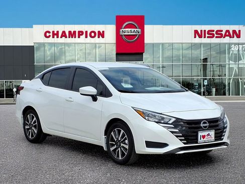 New 2025 Nissan Versa SV w/ Trunk Package image 1