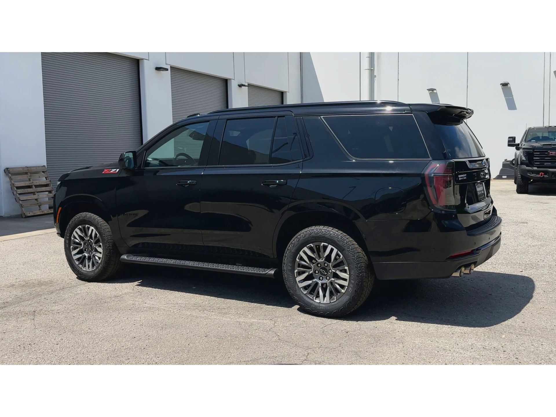 Certified 2025 Chevrolet Tahoe Z71 AWD/4WD image 6