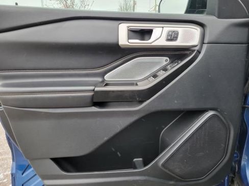 Used 2020 Ford Explorer ST w/ ST Street Pack image 17
