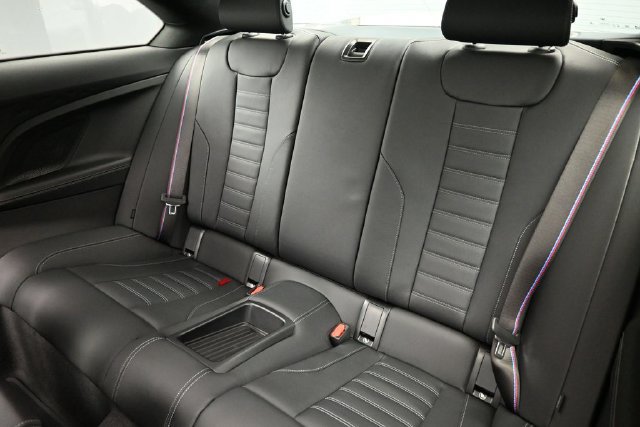Used 2026 BMW M2 w/ Carbon Package RWD image 21