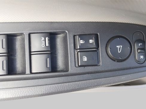 Used 2010 Honda Accord LX image 16