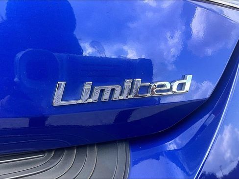 Used 2023 Hyundai Elantra Limited w/ Cargo Package FWD image 23