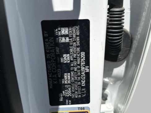 Used 2023 Kia Soul LX w/ LX Technology Package FWD image 25