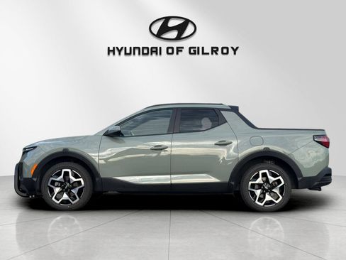 Used 2023 Hyundai Santa Cruz Limited AWD/4WD image 2